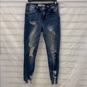 OOTDFash distraught skinny jeans